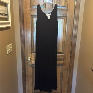 Elegant Black Maxi Dress